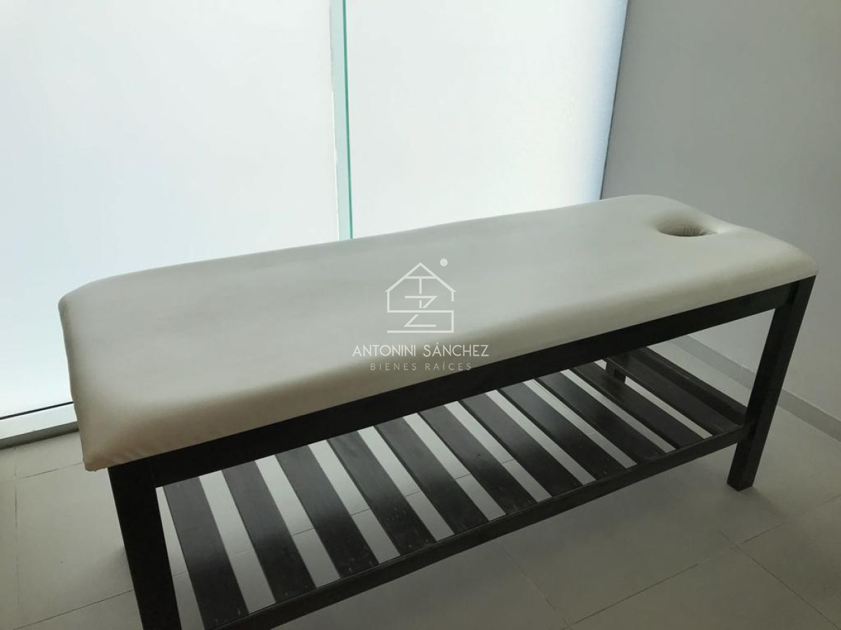 Apartamento ID.2221 - Venta Apartamento 3 Dormitorios Av Roosevelt, Punta del Este 