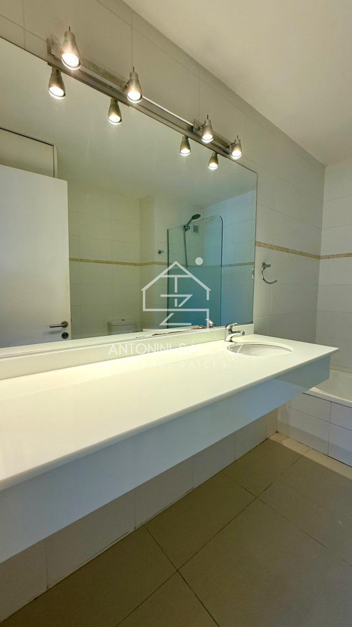Apartamento ID.1890 - OPORTUNIDAD Apto 3 Dormitorios Roosevelt, Punta del Este 