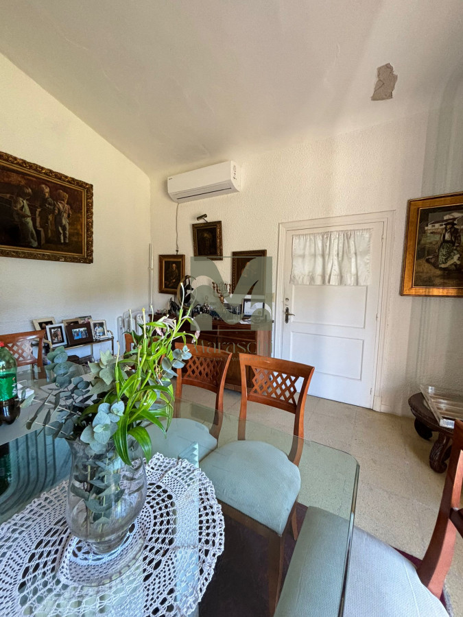 Casa ID.690 - Gran Chalet Con 5 Dormitorios Y Mas de 3000 M2 De Terreno Punta del Este, Playa Mansa