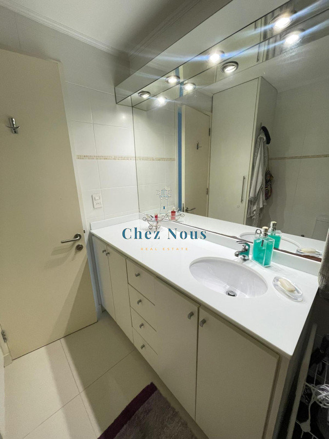 Apartamento ID.1296 - Venta Apartamento 3 Dormitorios Av Roosevelt, Punta del Este 