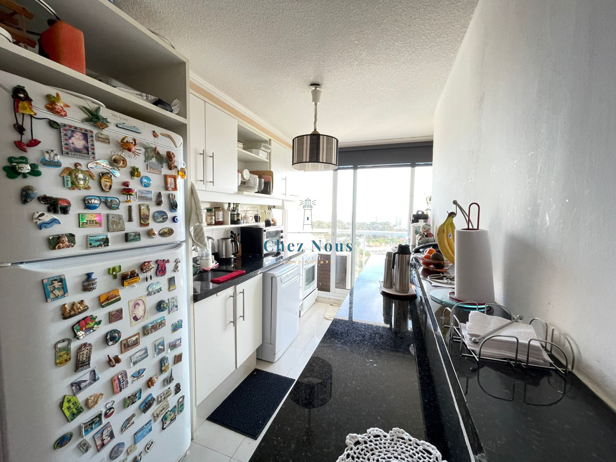 Apartamento ID.1296 - Venta Apartamento 3 Dormitorios Av Roosevelt, Punta del Este 