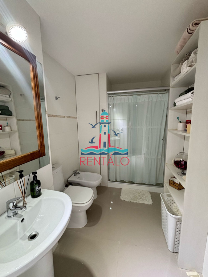 Apartamento ID.141 - Alquiler anual  apartamento 2 Dormitorios 2 Baños en Roosevelt 