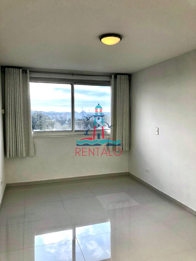 Apartamento ID.165 - Venta Apartamento 2 Dormitorios 2 Baños Roosevelt, Punta del Este 