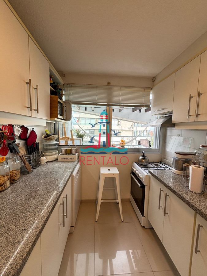 Apartamento ID.141 - Alquiler anual  apartamento 2 Dormitorios 2 Baños en Roosevelt 