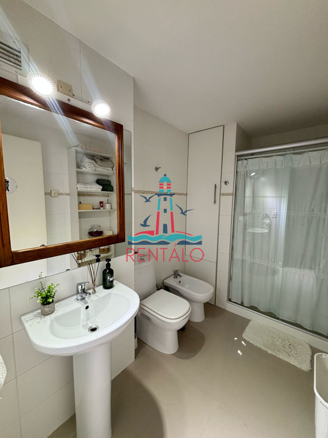 Apartamento ID.141 - Alquiler anual  apartamento 2 Dormitorios 2 Baños en Roosevelt 