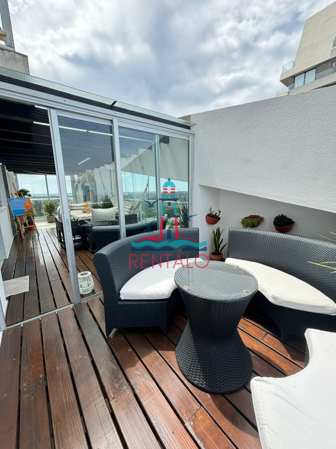Apartamento ID.141 - Alquiler anual  apartamento 2 Dormitorios 2 Baños en Roosevelt 