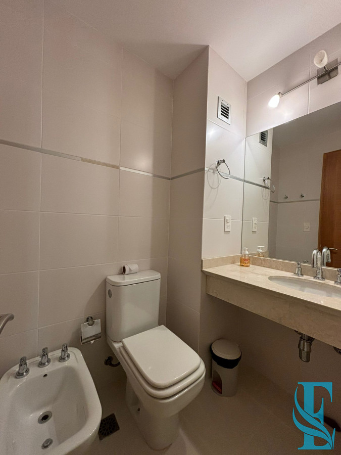 Apartamento ID.510 - Alquiler Temporario Apartamento 3 Dormitorios A 100 Mts Del Mar Punta Del Este Season Tower