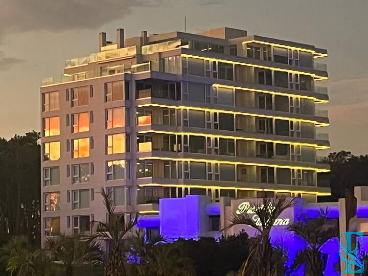 Apartamento ID.809 - ¡Oportunidad! Apartamento 2 y Dep Dormitorios En Edificio Poseidón - Playa Mansa