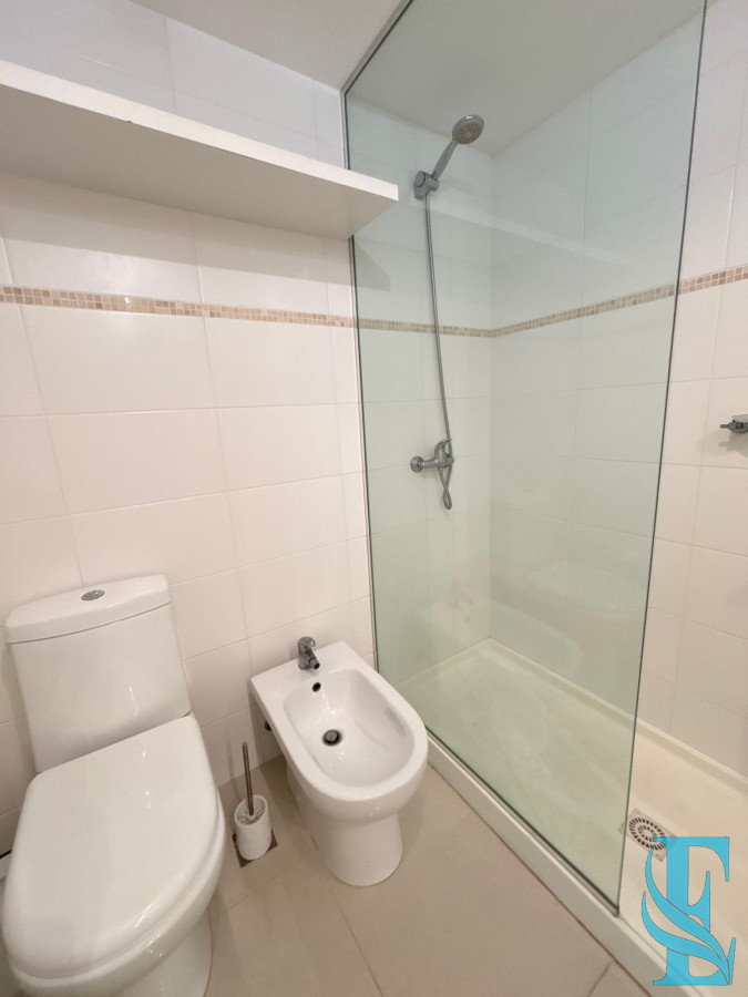 Apartamento ID.295 - Alquiler apto 3 dormitorios 