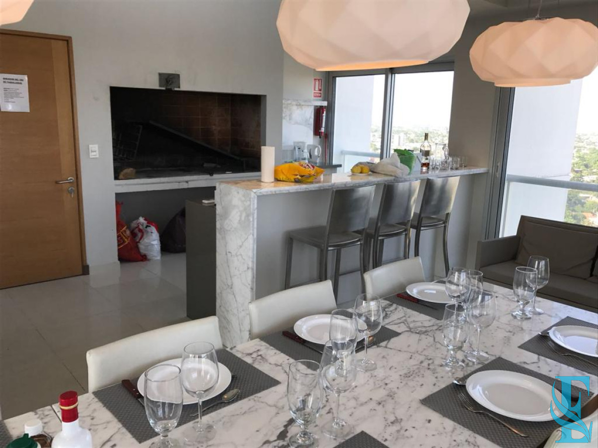 Apartamento ID.214 - Venta Apartamento 3 Dormitorios Av Roosevelt, Punta del Este 