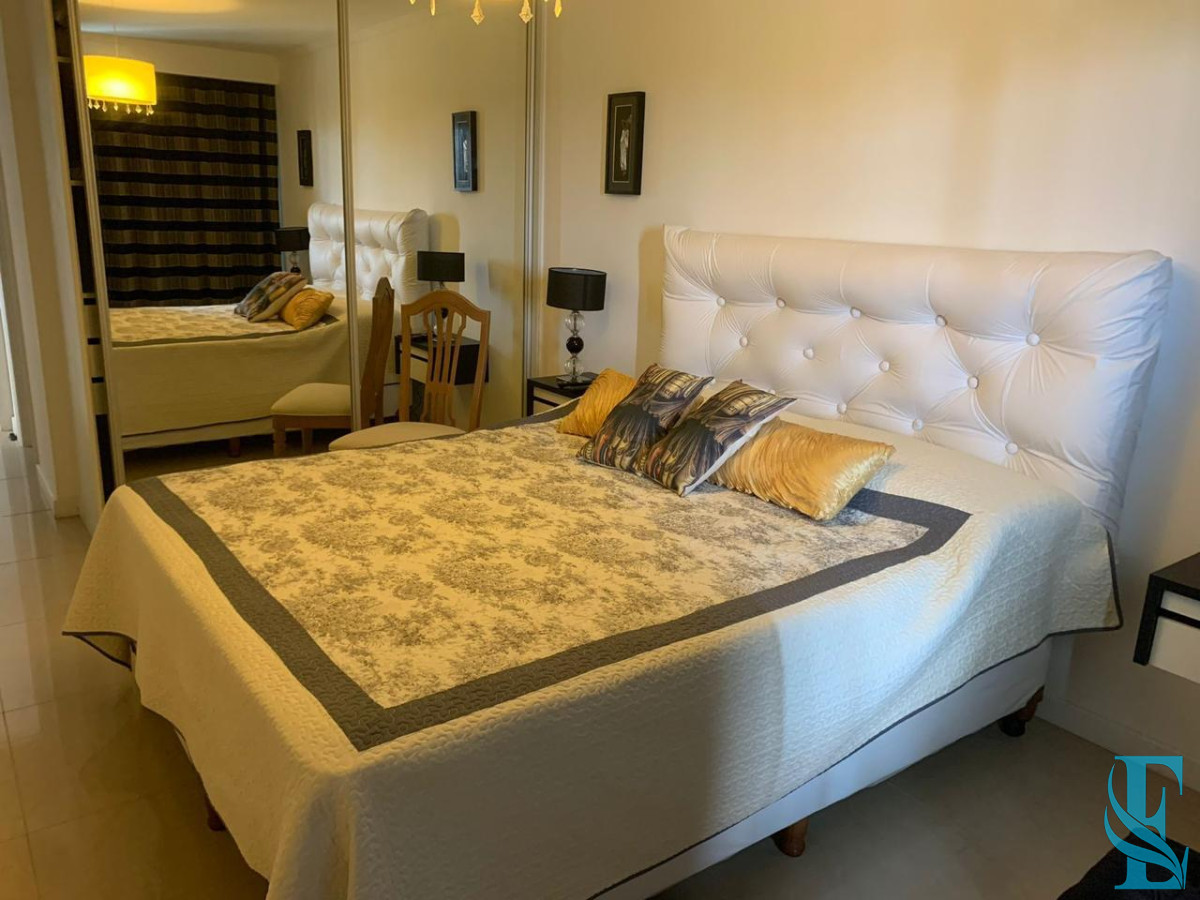 Apartamento ID.584 - Casino Tower Alquiler Temporal 2 Dormitorios Playa Mansa, Punta del Este 