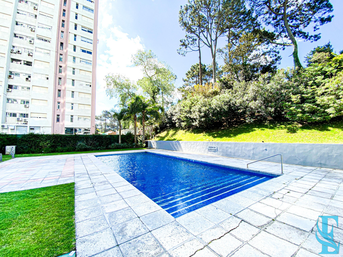 Apartamento ID.528 - Alquiler Temporario E Invernal Jardines Del Country Punta Del Este 