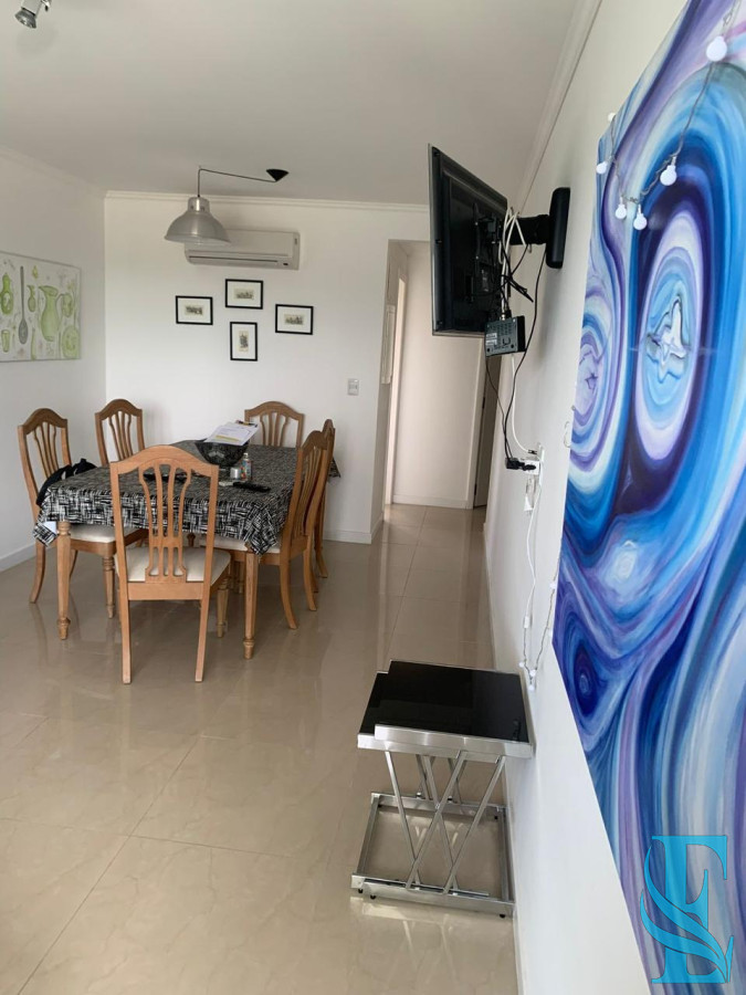 Apartamento ID.584 - Casino Tower Alquiler Temporal 2 Dormitorios Playa Mansa, Punta del Este 