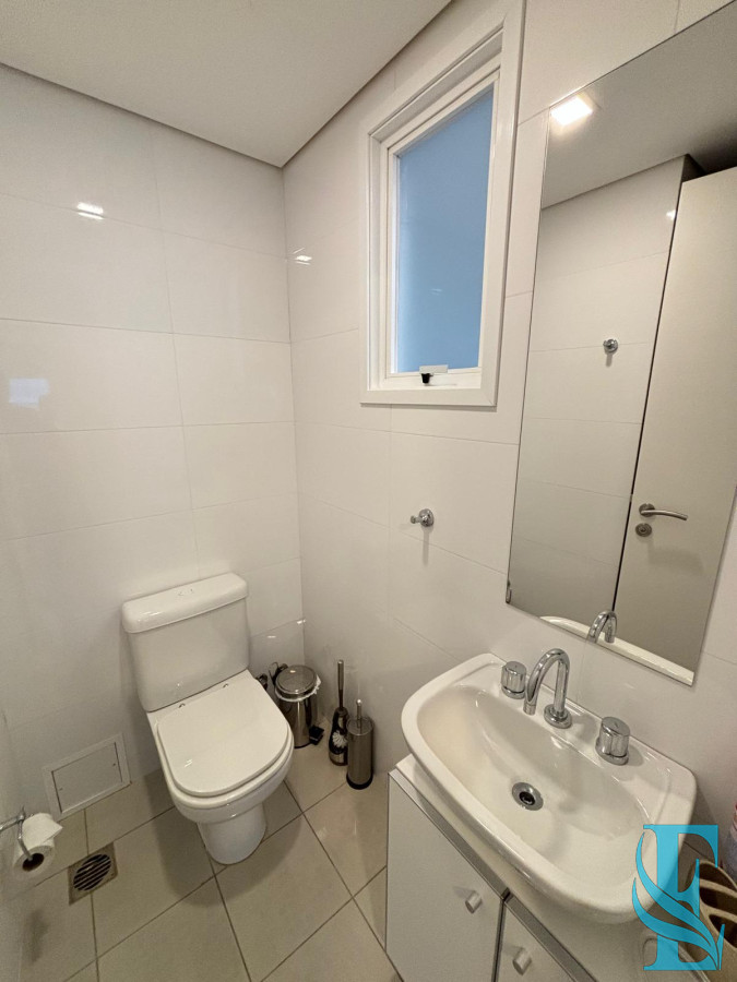 Apartamento ID.399 - Venta Apartamento Aquarela  2 Dorm + Dep - Playa Mansa Punta del Este