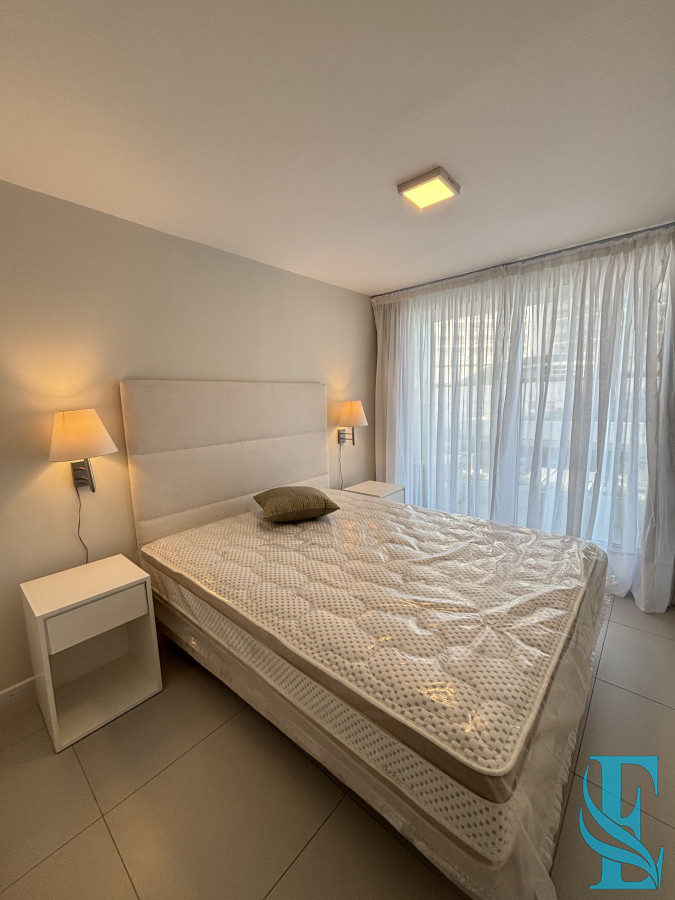 Apartamento ID.426 - Alquiler Temporal Apartamento 1 Dormitorio Punta del Este, Playa Mansa 