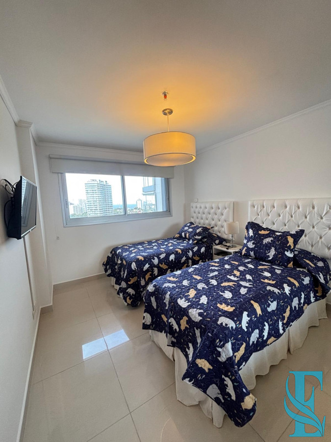 Apartamento ID.558 - Alquiler y Venta Miami Boulevard 2 Dormitorios Punta del Este, Playa Mansa