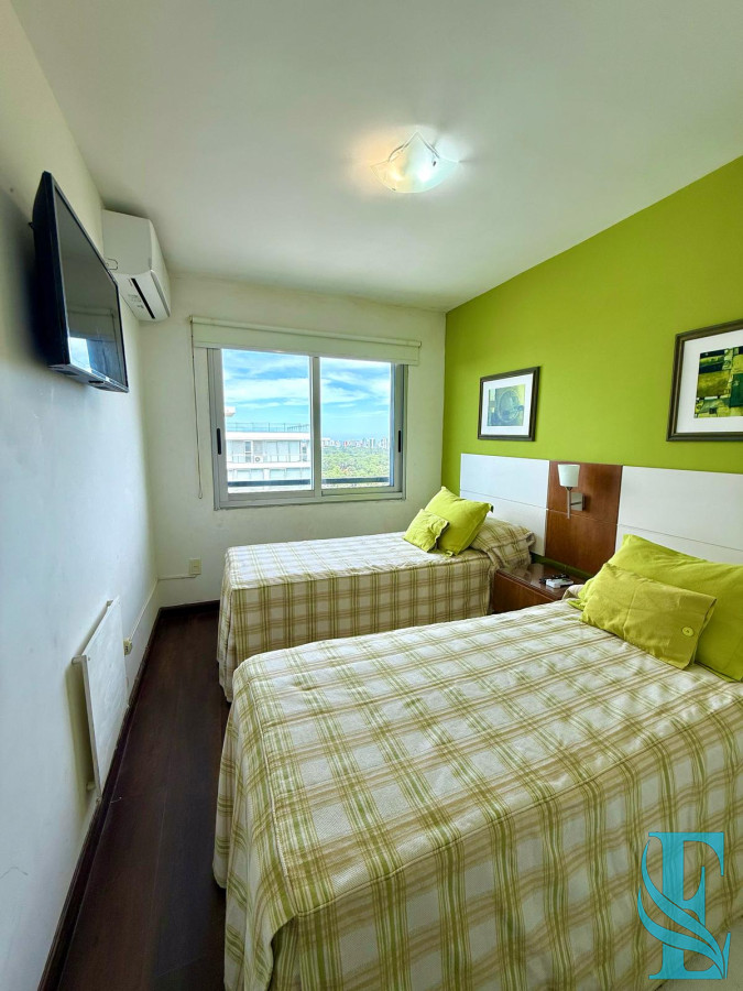 Apartamento ID.552 - Venta Apartamento Penthouse 3 Dormitorios Punta del Este, Roosevelt  