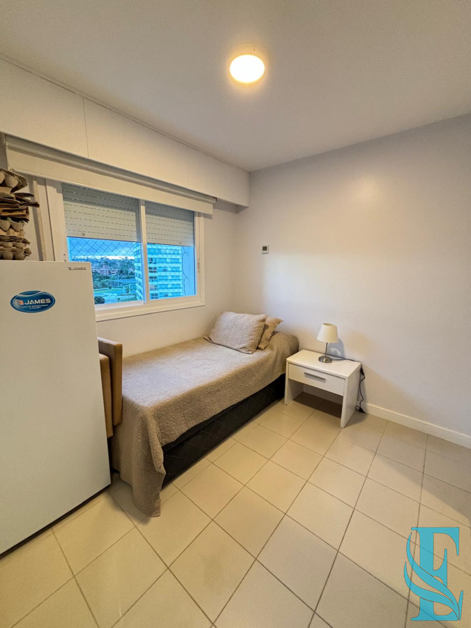 Apartamento ID.399 - Venta Apartamento Aquarela  2 Dorm + Dep - Playa Mansa Punta del Este