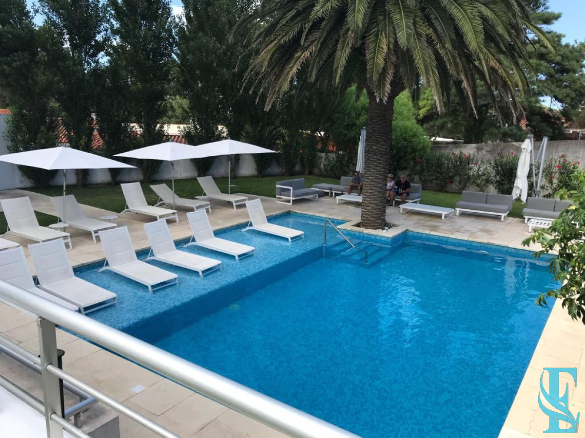 Apartamento ID.214 - Venta Apartamento 3 Dormitorios Av Roosevelt, Punta del Este 
