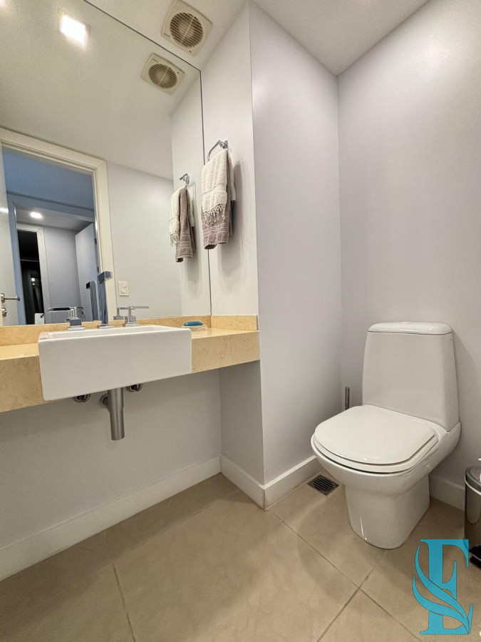 Apartamento ID.399 - Venta Apartamento Aquarela  2 Dorm + Dep - Playa Mansa Punta del Este