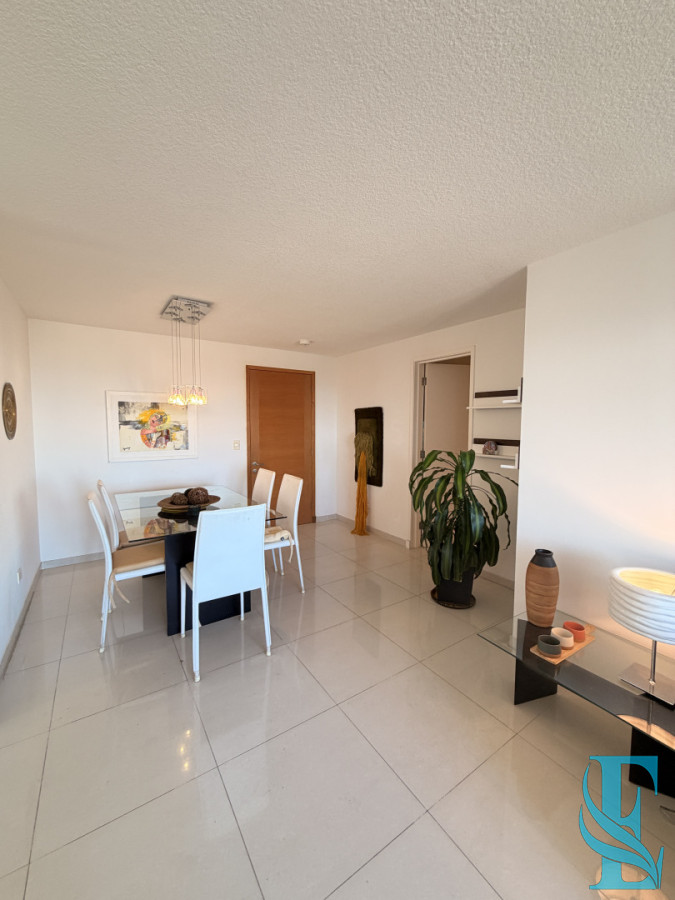 Apartamento ID.214 - Venta Apartamento 3 Dormitorios Summer Tower Av Roosevelt, Punta del Este 