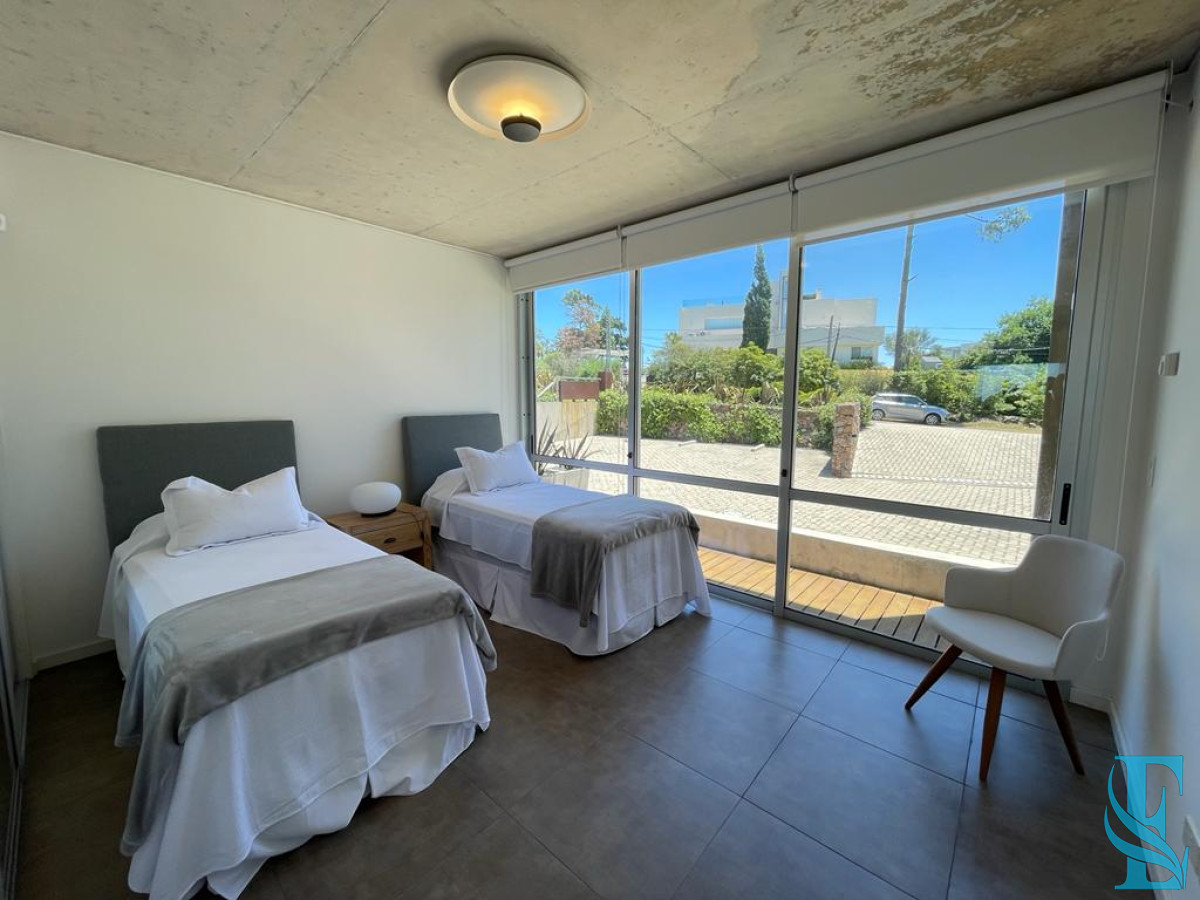 Apartamento ID.89 - Venta Apartamento 2 Dormitorios Punta Ballena 