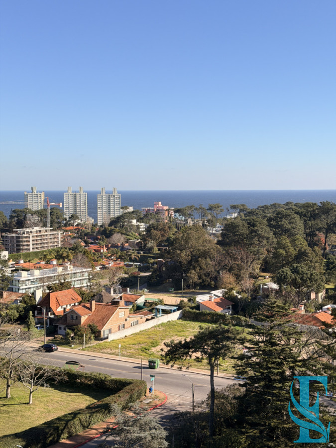 Apartamento ID.214 - Venta Apartamento 3 Dormitorios Summer Tower Av Roosevelt, Punta del Este 
