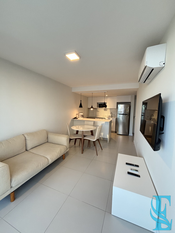 Apartamento ID.426 - Alquiler Temporal Apartamento 1 Dormitorio Punta del Este, Playa Mansa 