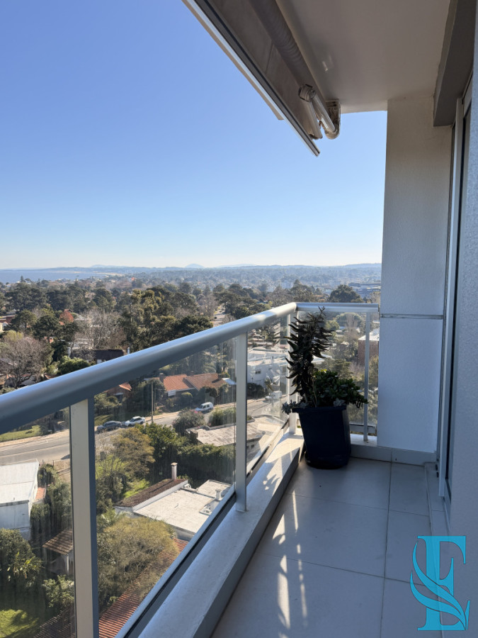 Apartamento ID.214 - Venta Apartamento 3 Dormitorios Summer Tower Av Roosevelt, Punta del Este 