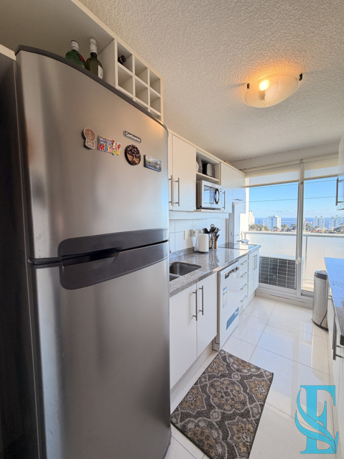 Apartamento ID.214 - Venta Apartamento 3 Dormitorios Summer Tower Av Roosevelt, Punta del Este 