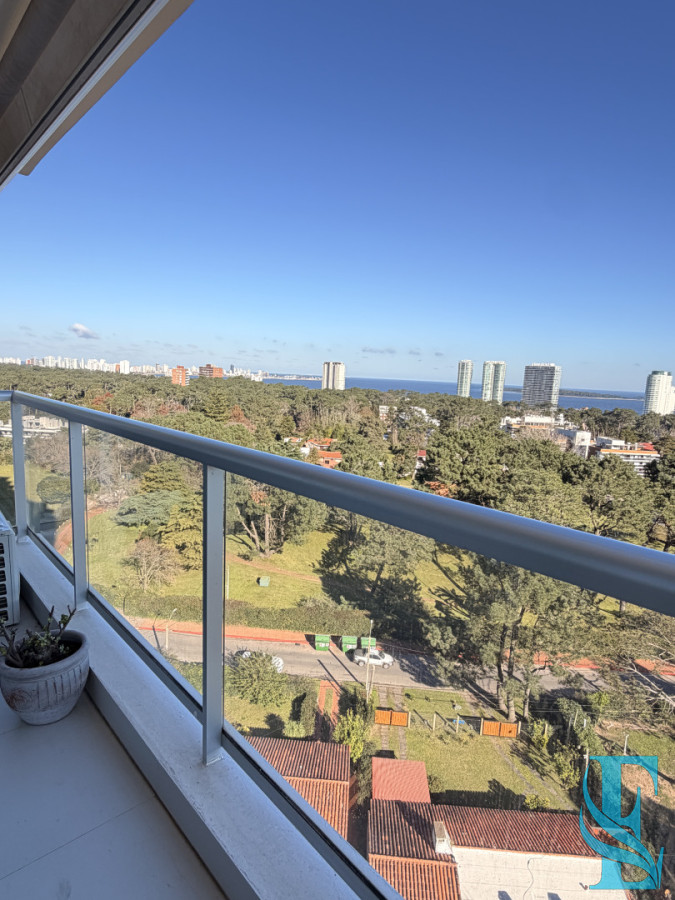 Apartamento ID.214 - Venta Apartamento 3 Dormitorios Summer Tower Av Roosevelt, Punta del Este 