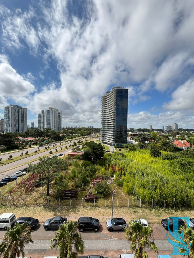 Apartamento ID.584 - Casino Tower Alquiler Temporal 2 Dormitorios Playa Mansa, Punta del Este 
