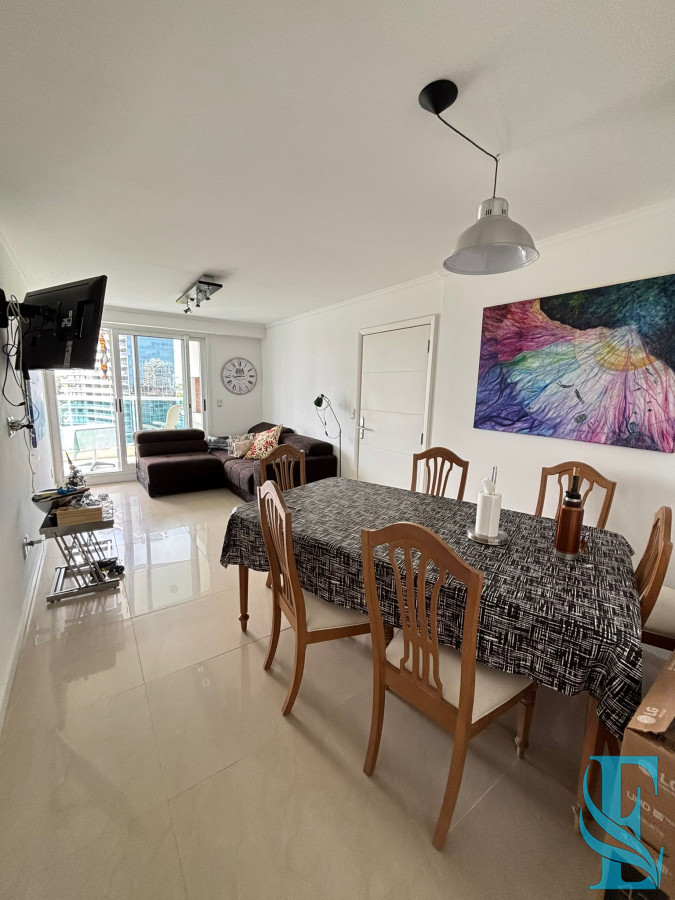 Apartamento ID.584 - Casino Tower Alquiler Temporal 2 Dormitorios Playa Mansa, Punta del Este 