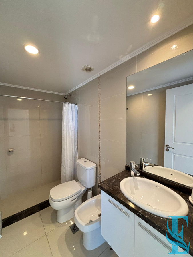 Apartamento ID.572 - Alquiler Temporal Place Lafayette 2 Dormitorios Punta del Este