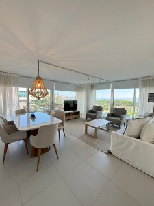 Alquiler Temporal Apartamento 2 Dormitorios Punta del Este, Playa Mansa