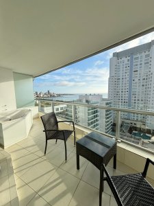 Alquiler Temporario Apartamento 3 Dormitorios A 100 Mts Del Mar Punta Del Este Season Tower