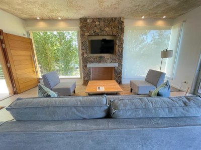 Venta Apartamento 2 Dormitorios Punta Ballena 
