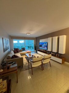 Venta Apartamento Aquarela  2 Dorm + Dep - Playa Mansa Punta del Este