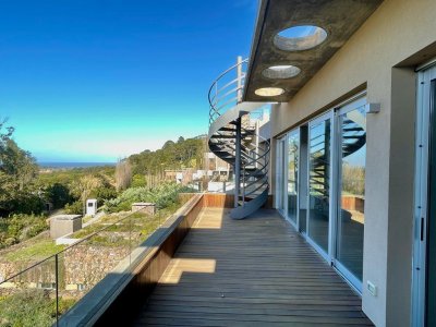 VENTA APARTAMENTO 2 DORMITORIOS PUNTA BALLENA 