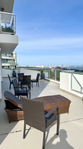 Venta Apartamento 2 Dormitorios Con Gran Terraza En Roosevelt  