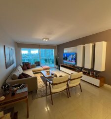 Venta Apartamento Aquarela  2 Dorm + Dep - Playa Mansa Punta del Este