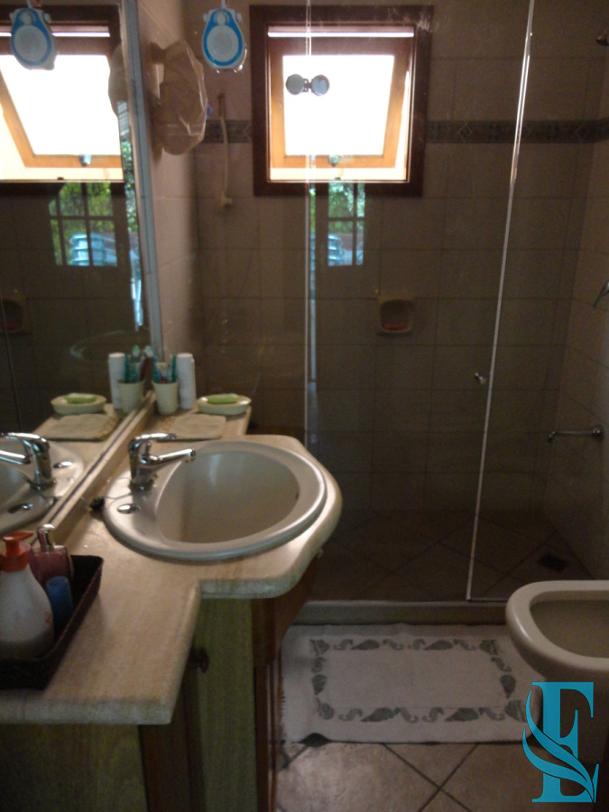 Casa ID.531 - Hermoso Chalet De 3 Dorm A Tan Solo 50 Mts De Playa Mansa, Punta del Este
