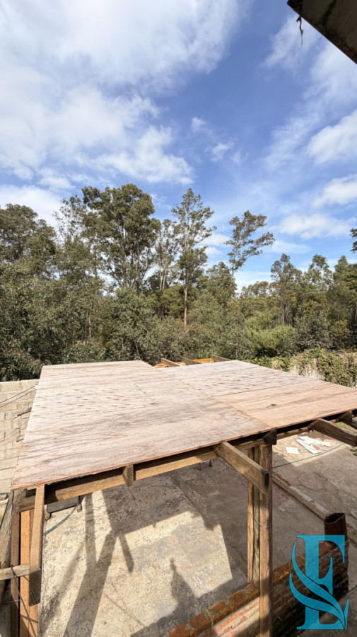 Casa ID.1005 - EN VENTA CASA DE MADERA EN PORTEZUELO 