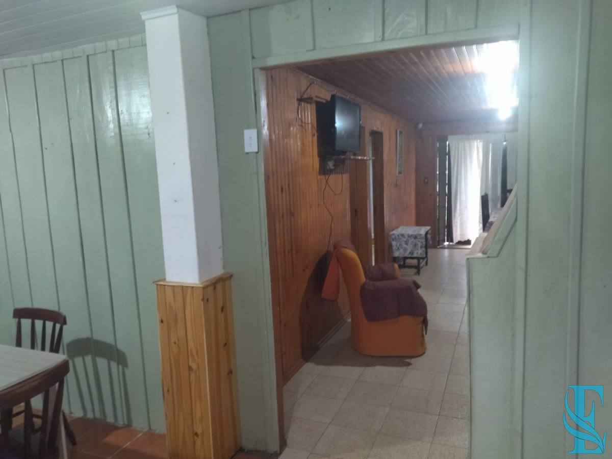 Casa ID.276 - Gran Propiedad Con 1 Casa, 1 Aptos Y Barbacoa En Barra del Chui Brasileña 