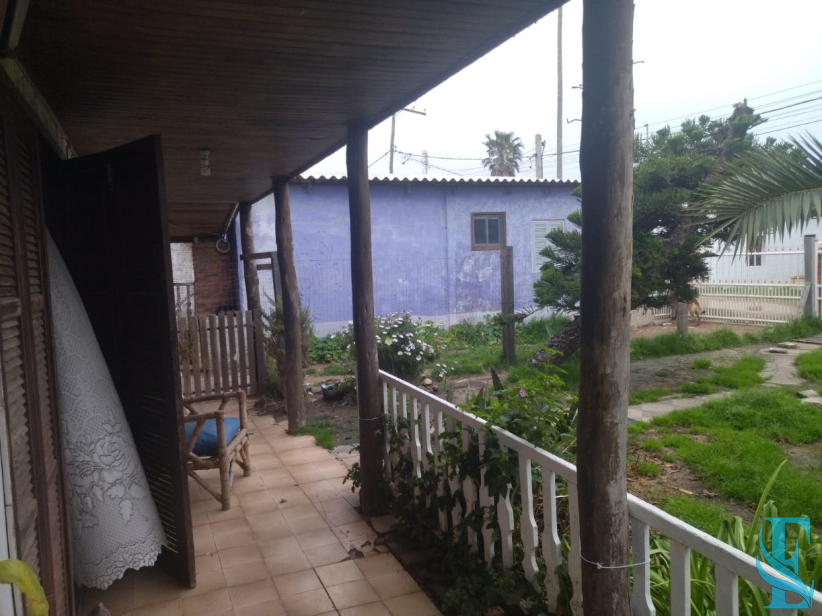 Casa ID.276 - Gran Propiedad Con 1 Casa, 1 Aptos Y Barbacoa En Barra del Chui Brasileña 