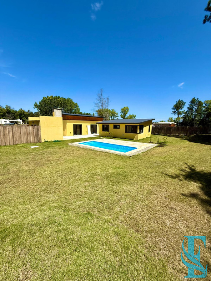 Casa ID.244 - Chalet En Barrio Privado Verdemora 3 Dorm Y 3 Baños 