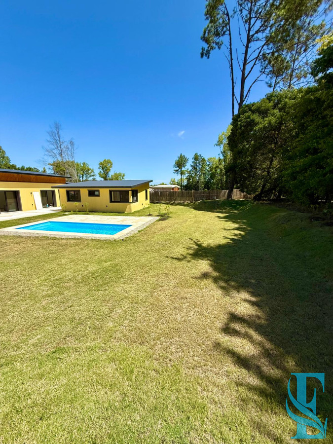 Casa ID.244 - Chalet En Barrio Privado Verdemora 3 Dorm Y 3 Baños 