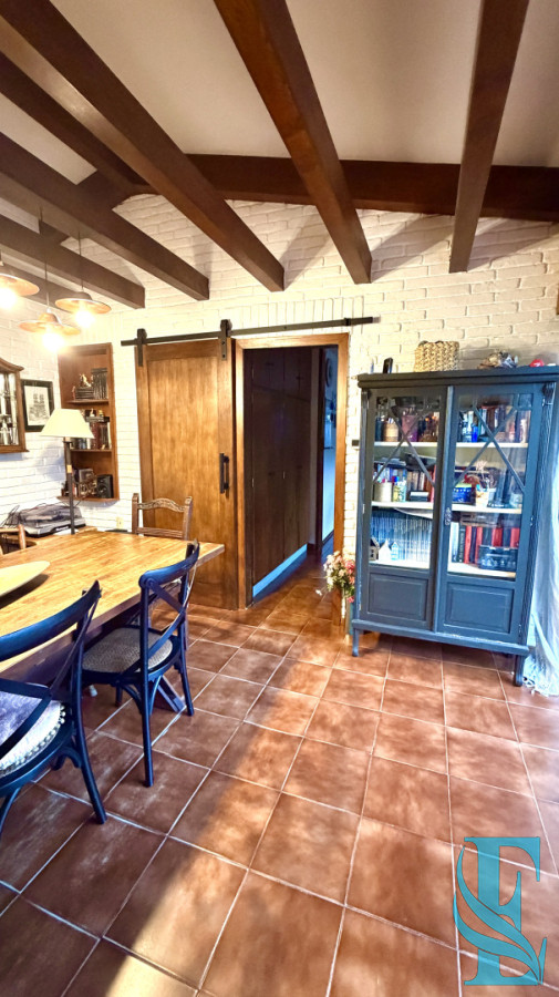 Casa ID.933 - Casa Chalet 3 Dormitorios Con Piscina Y Amplia Barbacoa Pinares, Punta del Este 
