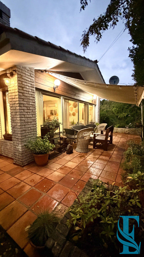Casa ID.933 - Casa Chalet 3 Dormitorios Con Piscina Y Amplia Barbacoa Pinares, Punta del Este 