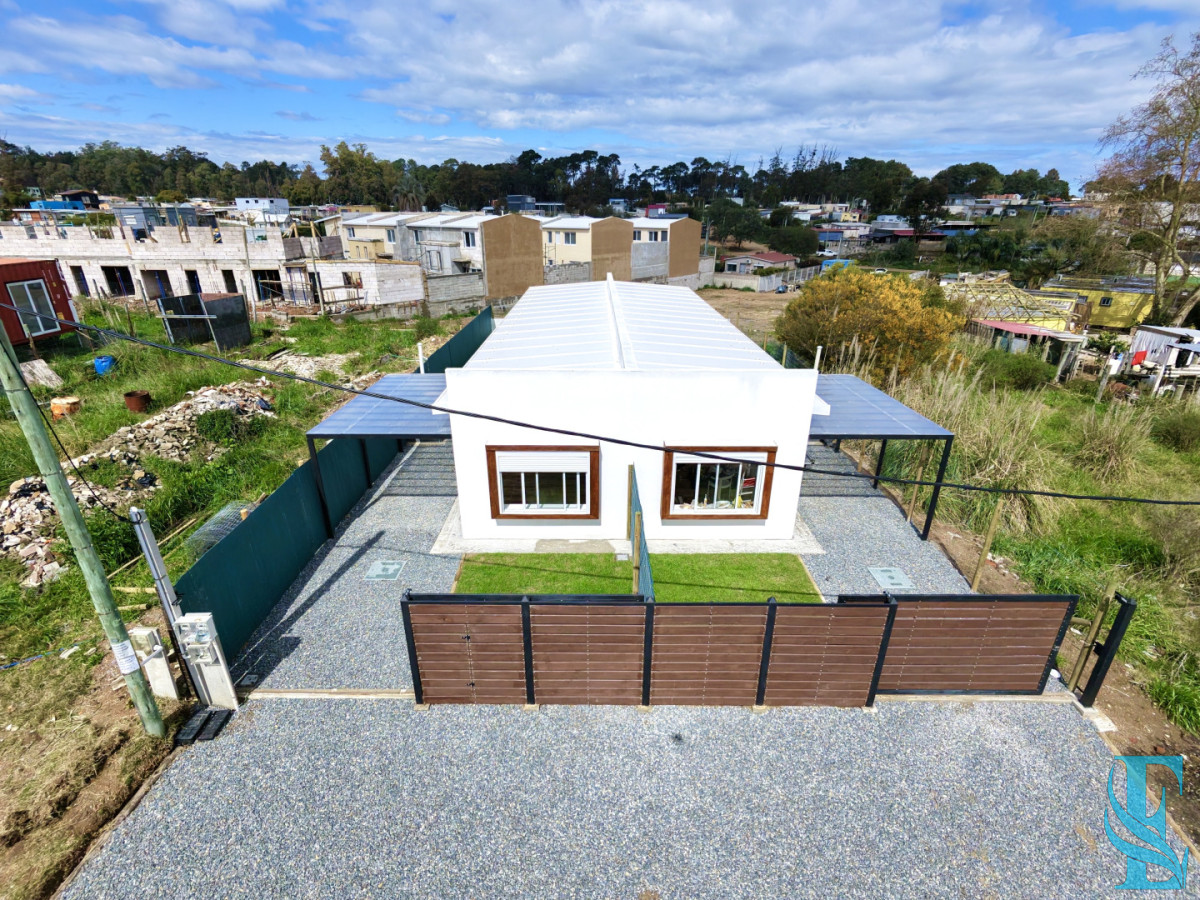 Casa ID.1011 - Casa en venta Maldonado Altos de la Laguna 
